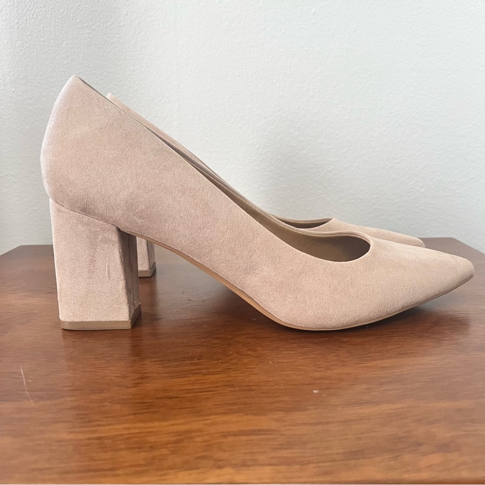 Women's Abound Audry Block Heel Pump in Tan Suede Size 10 - Picture 3 of 8
